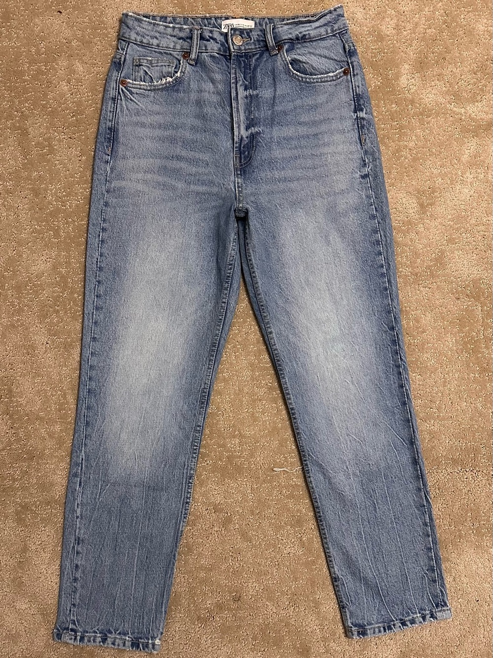 Zara Mom Fit Jeans Light Wash High Rise - Size US 6 / EU 38